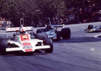 Rolf Stommelen (Embassy Hill GH1-Ford). Gran Premio de España de Fórmula 1, 1975 (Foto: Ignacio Par)